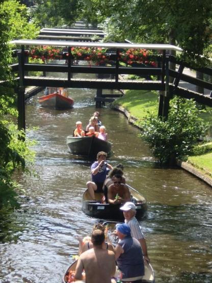 Giethoorn’a nasıl gidilir
