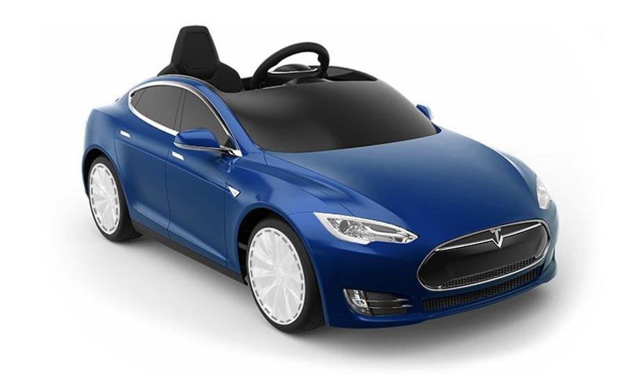 500 dolara Tesla Model S