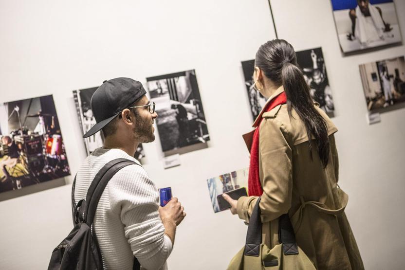 Müzisyenlerin sahne arkası fotoğrafları