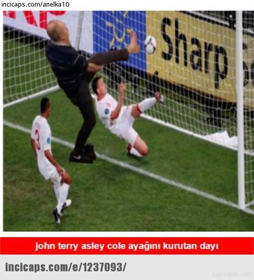 Ayağını kurutan dayı capsleri