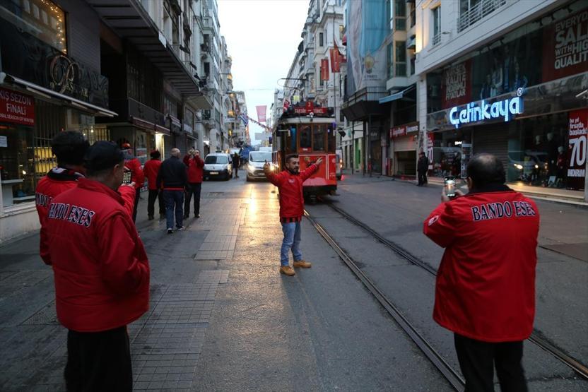 Siz hiç Eskişehirspor taraftarıyla aynı otobüse bindiniz mi