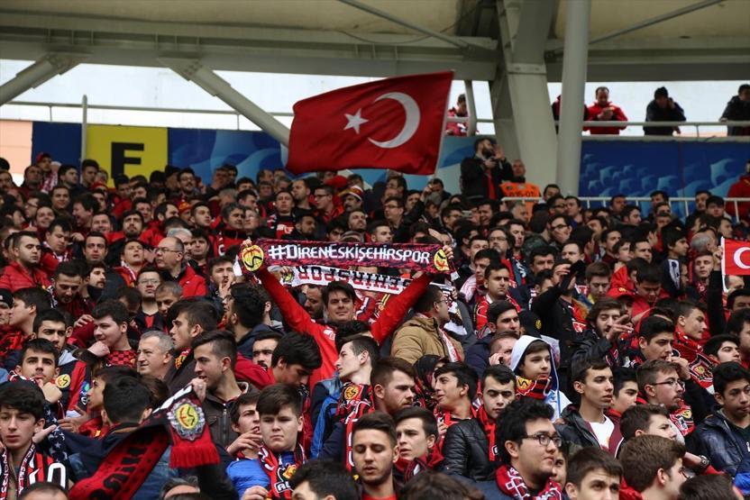 Siz hiç Eskişehirspor taraftarıyla aynı otobüse bindiniz mi