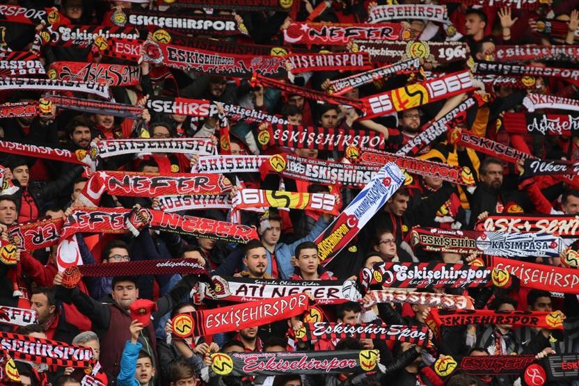 Siz hiç Eskişehirspor taraftarıyla aynı otobüse bindiniz mi