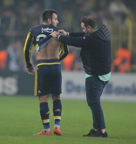 Fenerbahçe - Beşiktaş derbisine damgasını vuran 20 fotoğraf