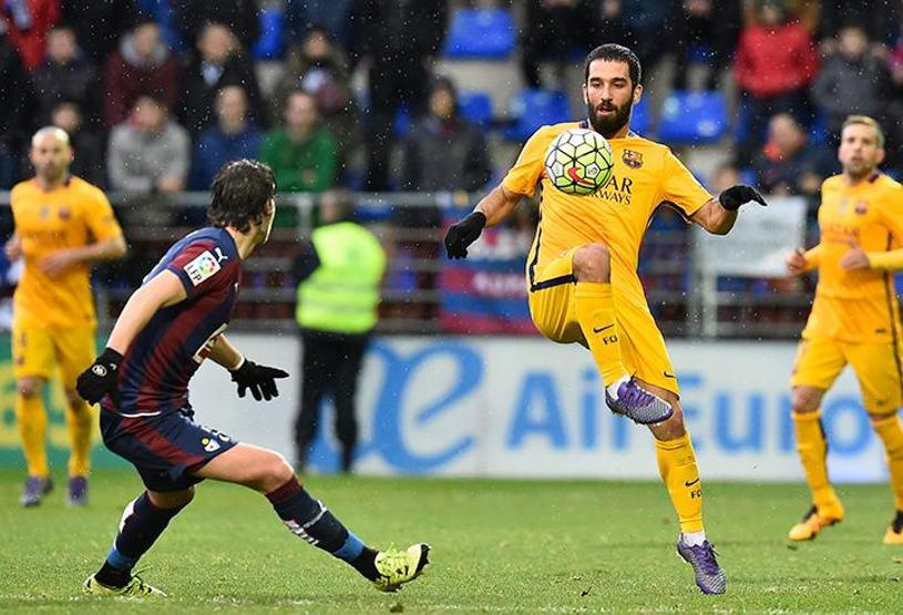Arda Turan İspanyol basınını ikna etti