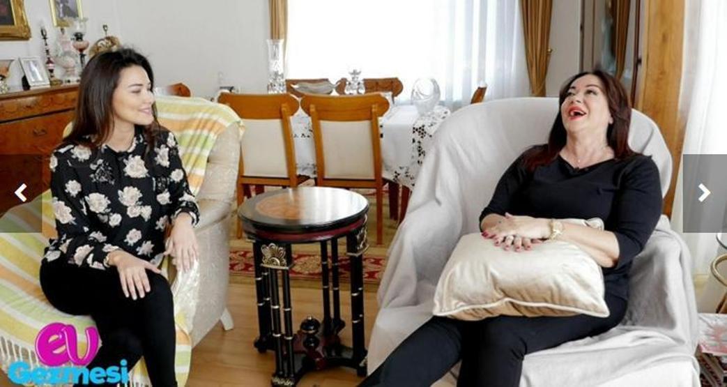 Oya Aydoğan evinin kapılarını açtı