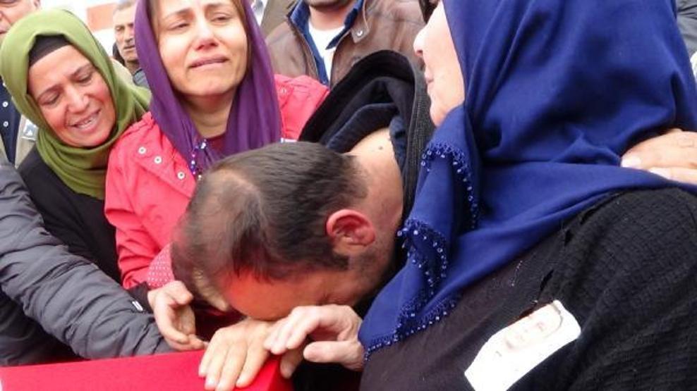 Ankaradaki terör saldırısında hayatını kaybedenlere veda...