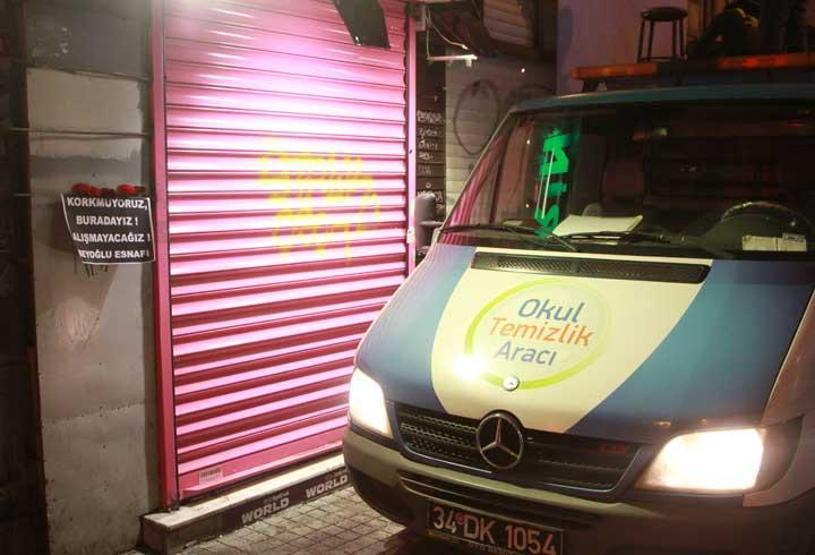 Beyoğlu esnafı: Korkmuyoruz, buradayız, alışmayacağız