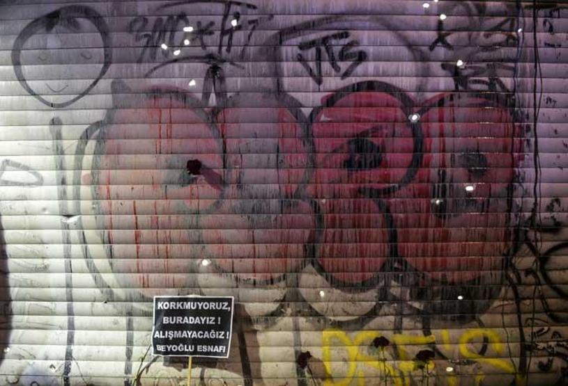 Beyoğlu esnafı: Korkmuyoruz, buradayız, alışmayacağız