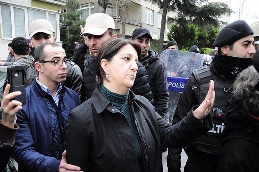 Polisten Nevruz müdahalesi