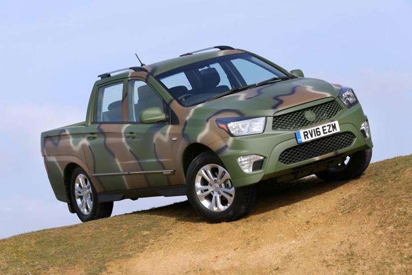 Kamuflajlı Ssangyong Korando Sports