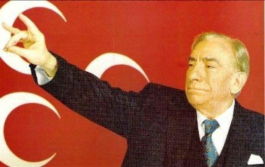 Alparslan Türkeşin ölümünün 19. yılı
