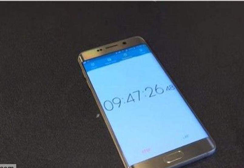 Akıllı telefonlar 9 saat kolanın içinde bekletildi