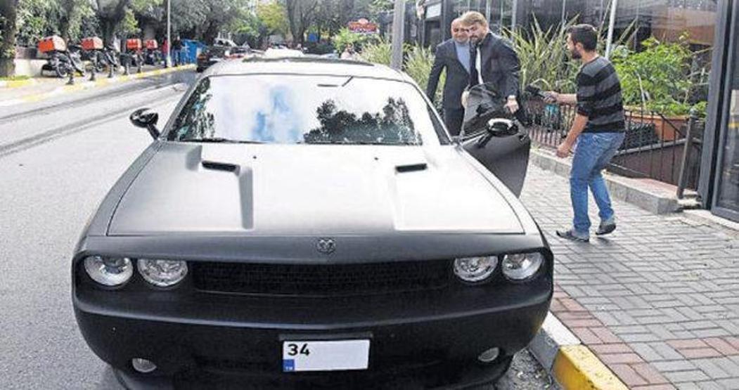Süper Lig yıldızlarının garajlarında hangi otomobiller var