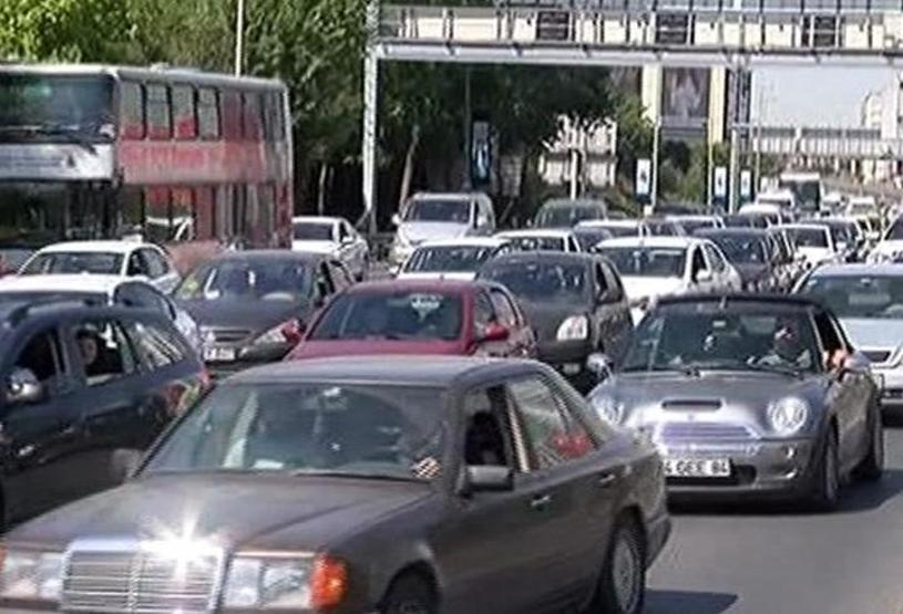 İşte İstanbul trafiğini kilitleyen noktalar