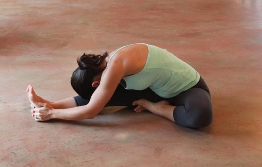 Omurga sağlığınız için 5 kolay yin yoga hareketi