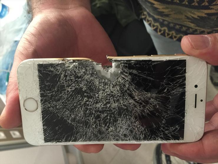 Uzman çavuşu PKK kurşunundan cep telefonu korudu