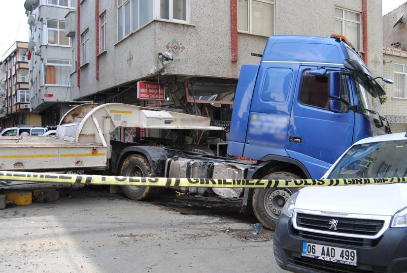 Mahallede TIR dehşeti