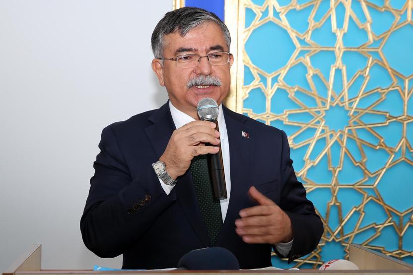 Başbakan adaylarının bilinmeyen yönleri