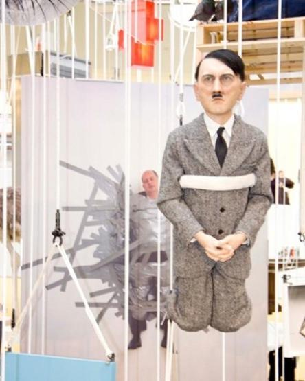 Hitler heykeli rekor fiyatla satıldı