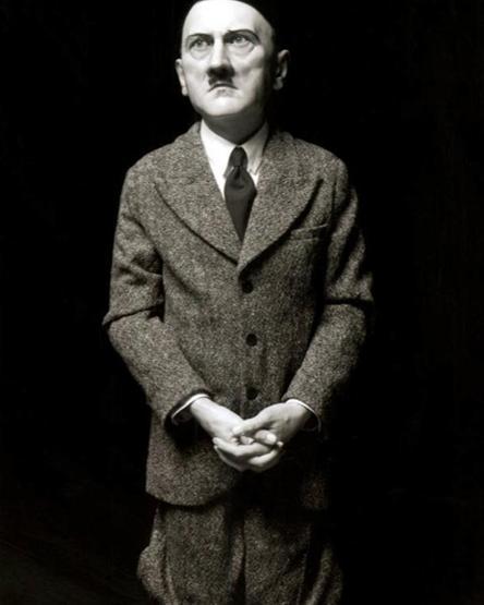 Hitler heykeli rekor fiyatla satıldı