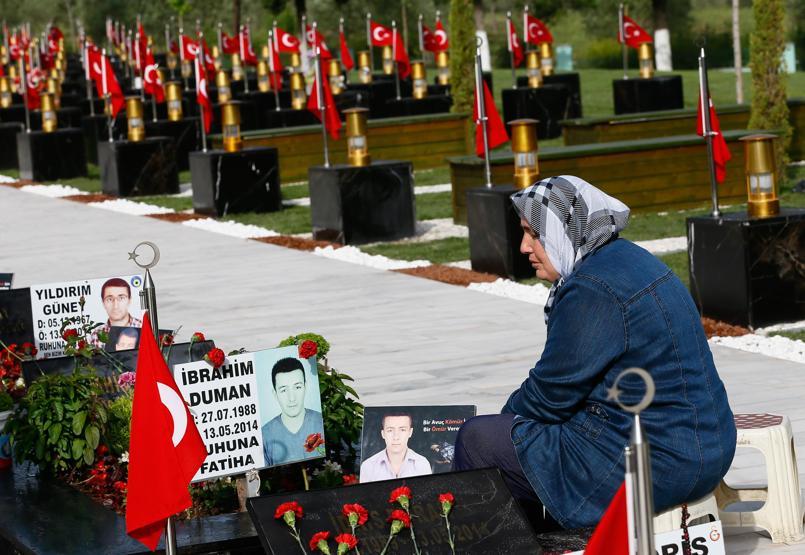 Soma maden faciasının ikinci yıldönümünde hüzünlü anma