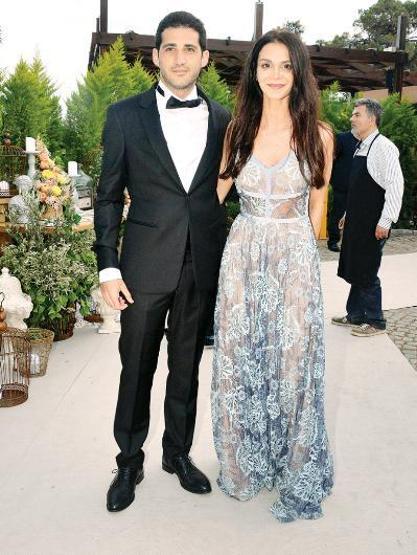 Kenan İmirzalıoğlu ile Sinem Kobalın düğününden ayrıntılar