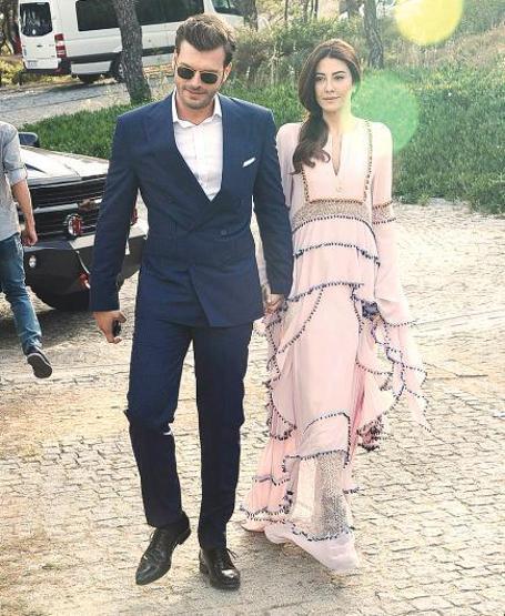 Kenan İmirzalıoğlu ile Sinem Kobalın düğününden ayrıntılar