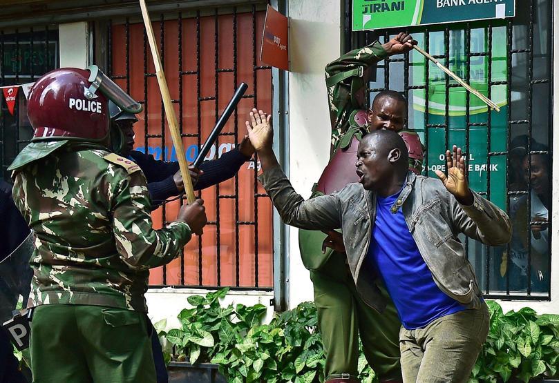 Kenya polisinden sert müdahale