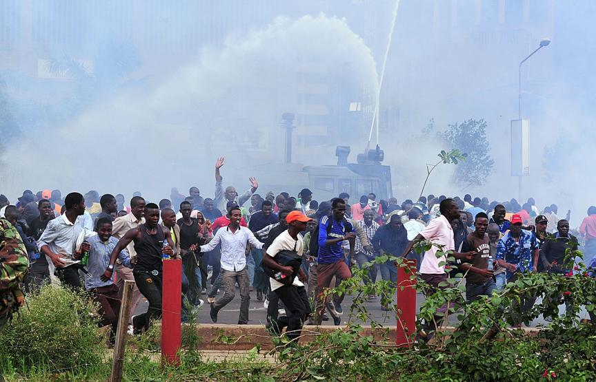 Kenya polisinden sert müdahale