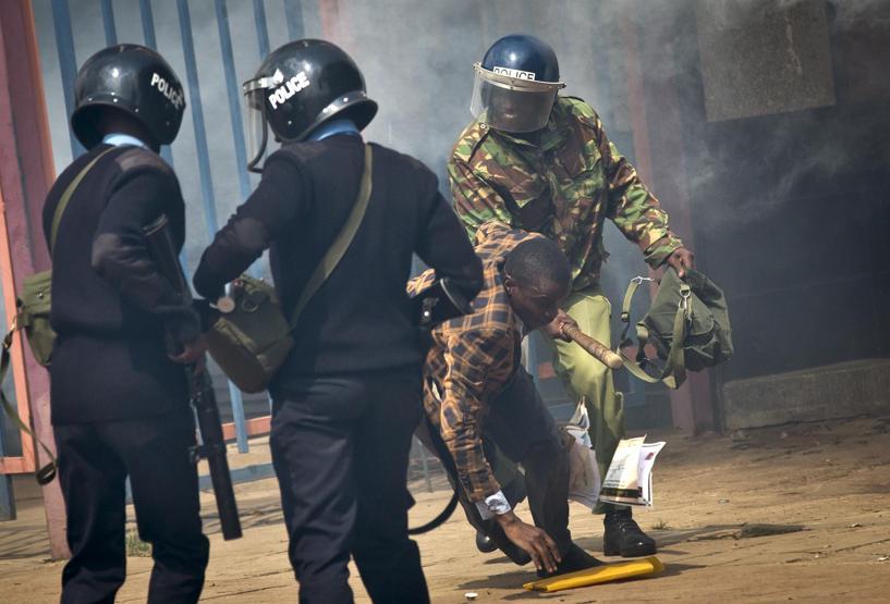 Kenya polisinden sert müdahale