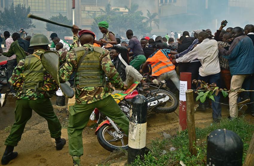 Kenya polisinden sert müdahale