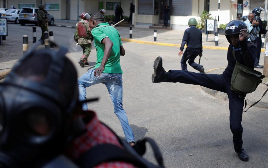 Kenya polisinden sert müdahale