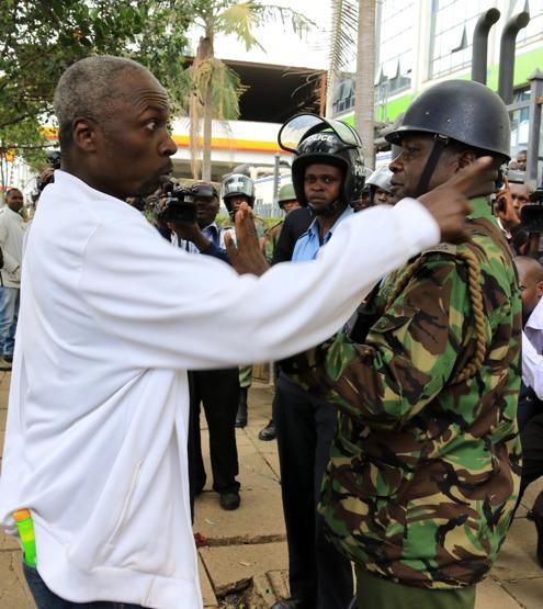 Kenya polisinden sert müdahale