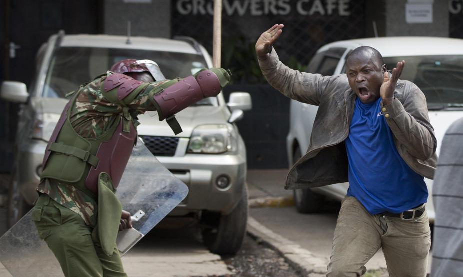 Kenya polisinden sert müdahale