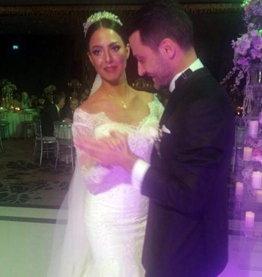Sinan Özen, Burcu Kartal ile evlendi