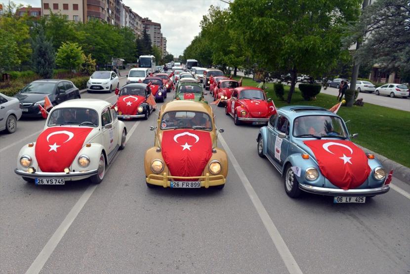 Eskişehirde vosvoslarla Teröre Hayır konvoyu