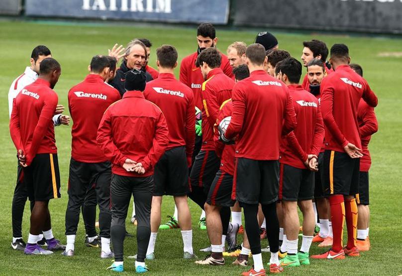 Galatasarayda büyük operasyon başladı