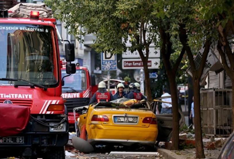 Cihangirde patlamanın izleri
