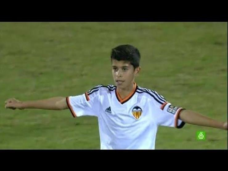 ManU Mourinhonun istediği 14 yaşındaki Türk oyuncu transfer ediyor