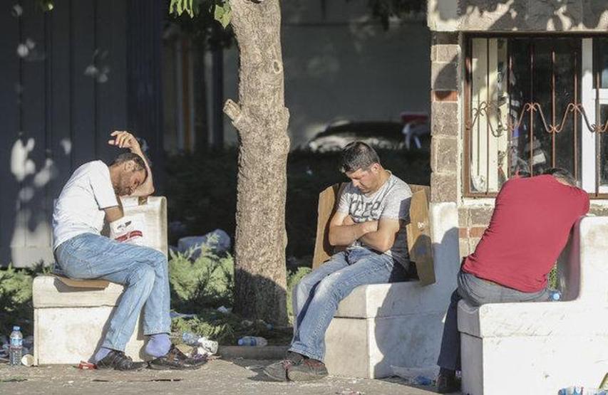 Darbe girişimi sonrası Türkiye sokaklara döküldü