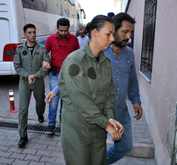 8 nakliye uçağını izinsiz uçuran 39 asker gözaltında