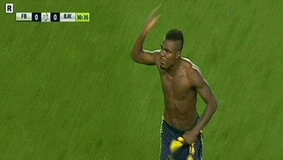 Islıklarla gönderilmişti alkışlarla döndü: Bir Emenike masalı