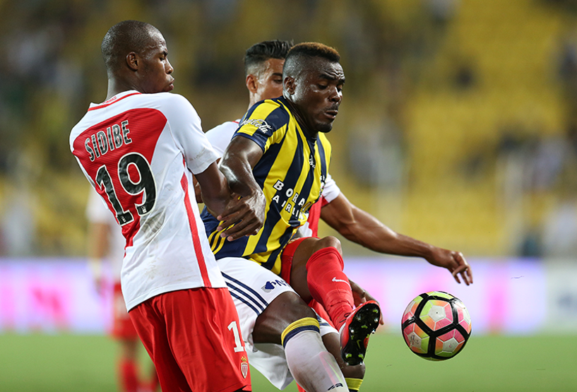 Islıklarla gönderilmişti alkışlarla döndü: Bir Emenike masalı