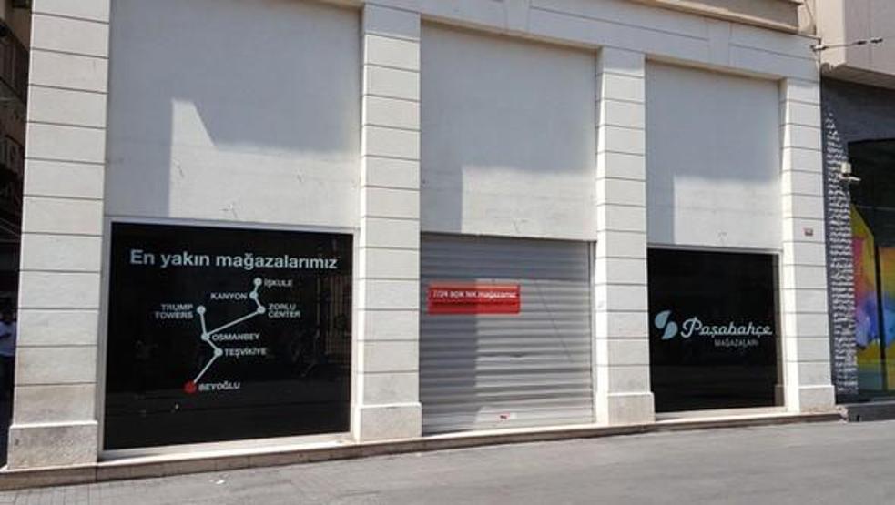 Beyoğlunda neler oluyor Mağazalar tek tek kapanıyor