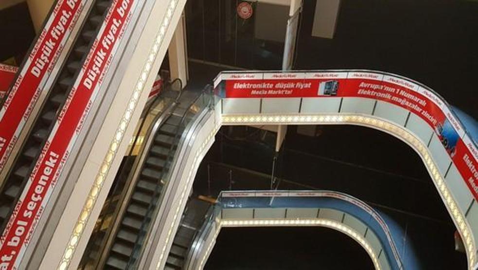 Beyoğlunda neler oluyor Mağazalar tek tek kapanıyor