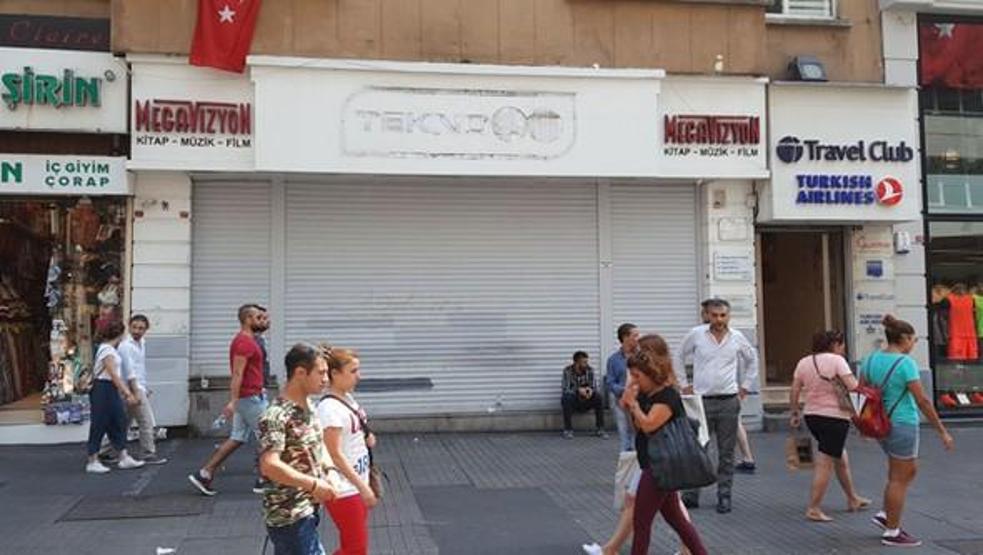 Beyoğlunda neler oluyor Mağazalar tek tek kapanıyor