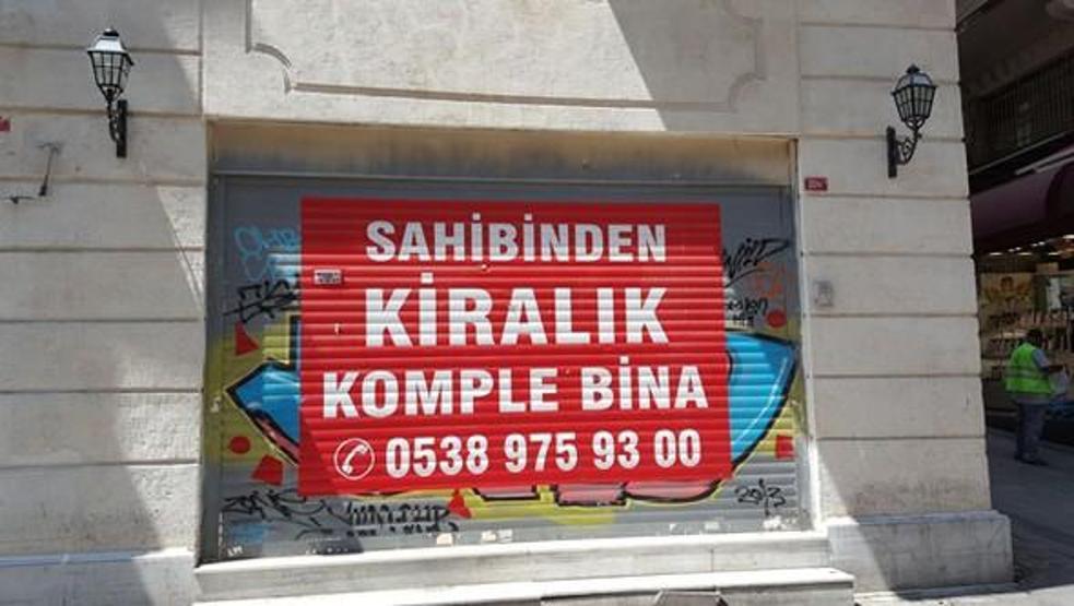 Beyoğlunda neler oluyor Mağazalar tek tek kapanıyor