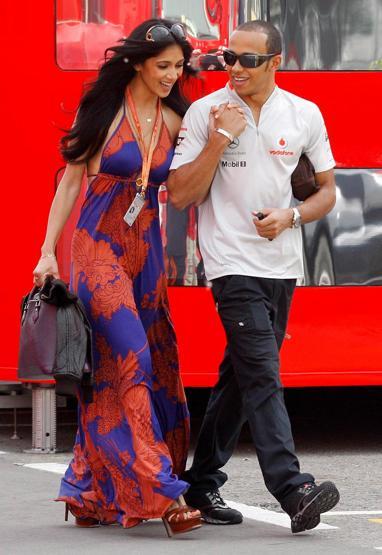 Lewis Hamilton: Hayatıma giren kadınlar ikinci sırada