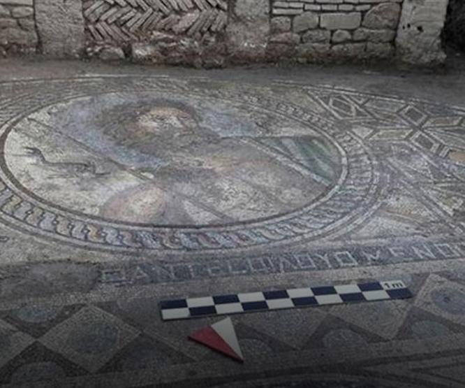 Adanada Poseidon tasvirli mozaik bulundu